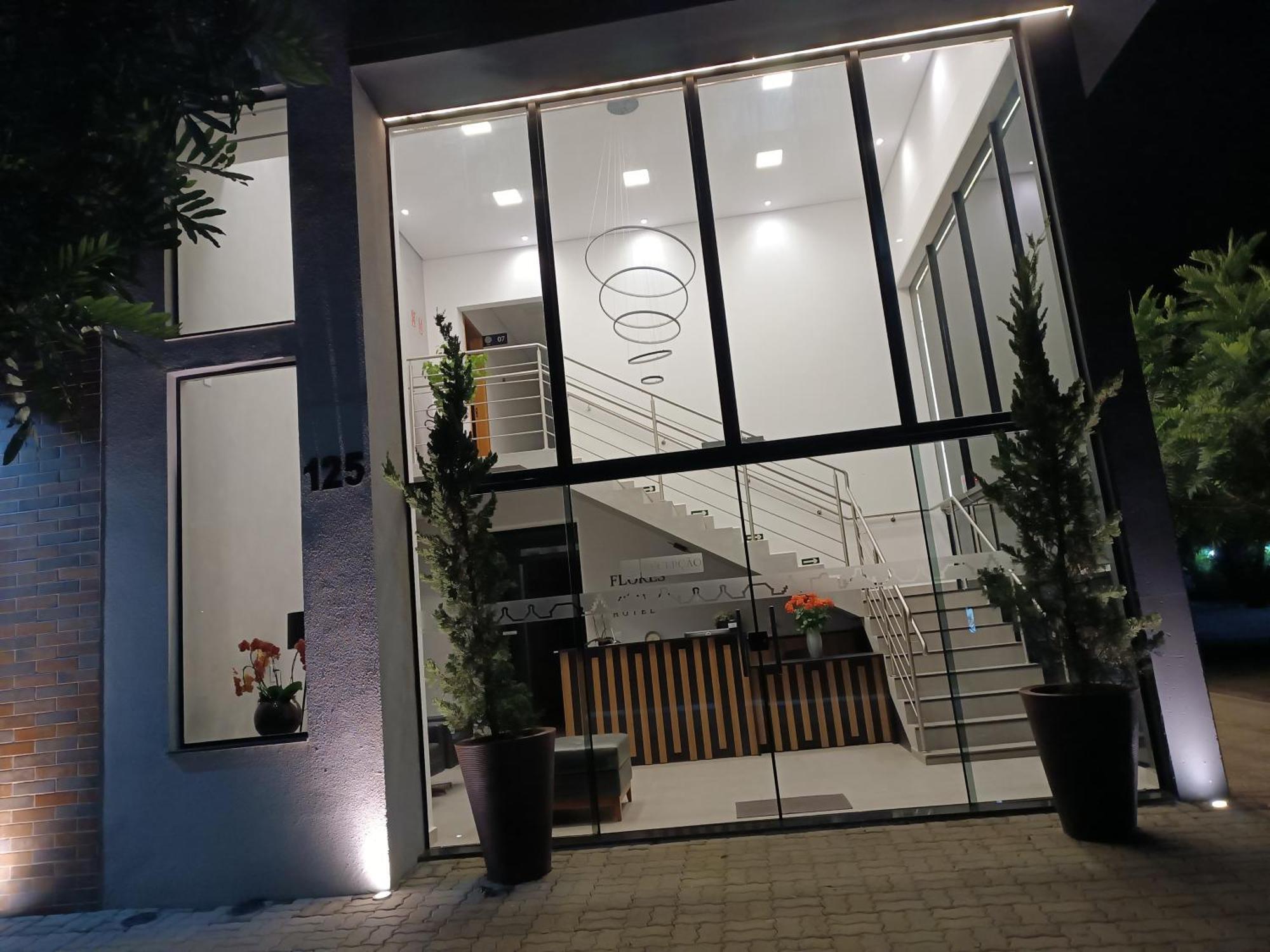 Hotel Flores De Holambra Zewnętrze zdjęcie